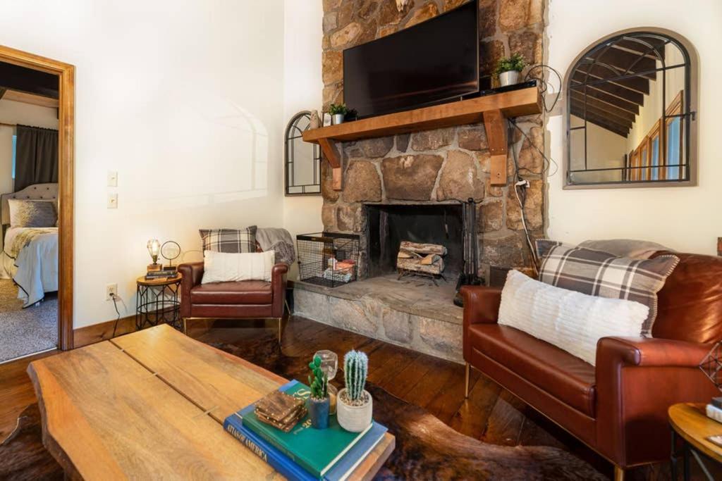 Villa A Smoky Mountains Retreat - Chalet de Montagne à Gatlinburg Extérieur photo